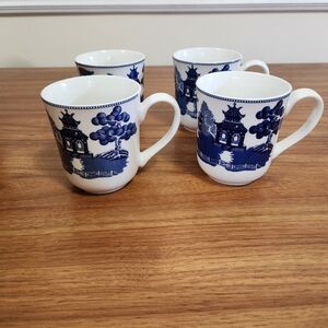 Willow Blue series of 4 cups